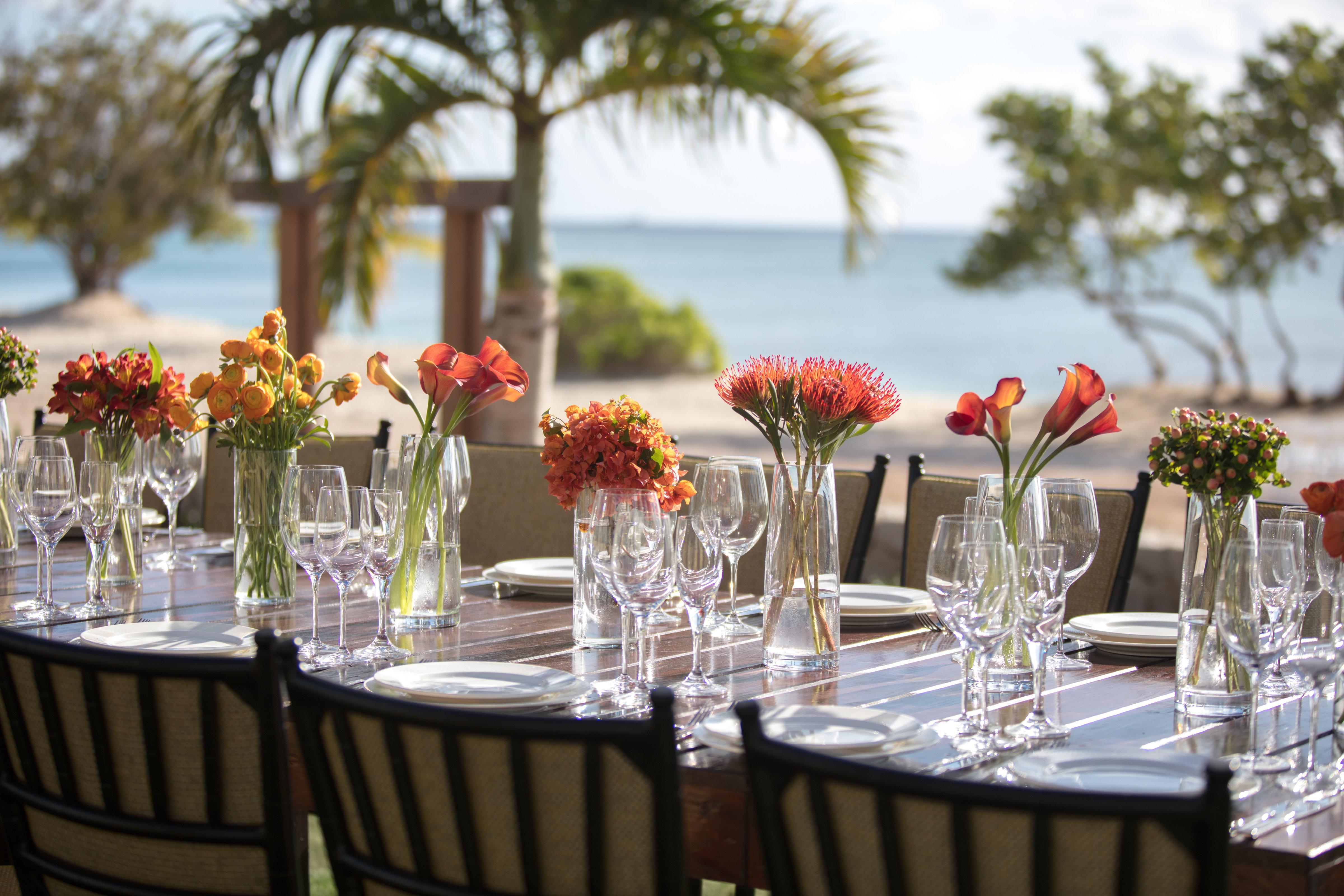 Kimpton Seafire Resort + Spa By Ihg West Bay Exterior photo