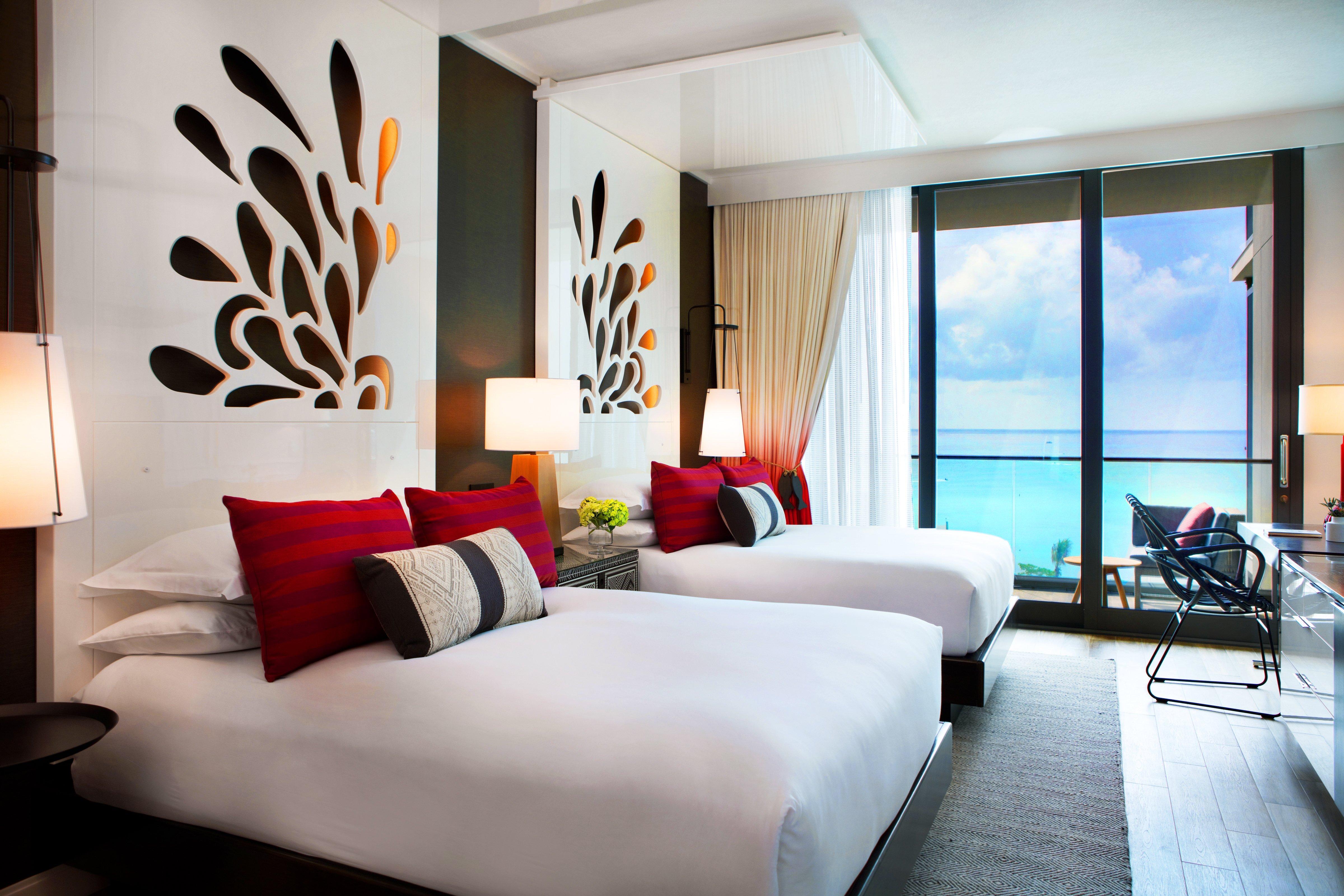 Kimpton Seafire Resort + Spa By Ihg West Bay Exterior photo