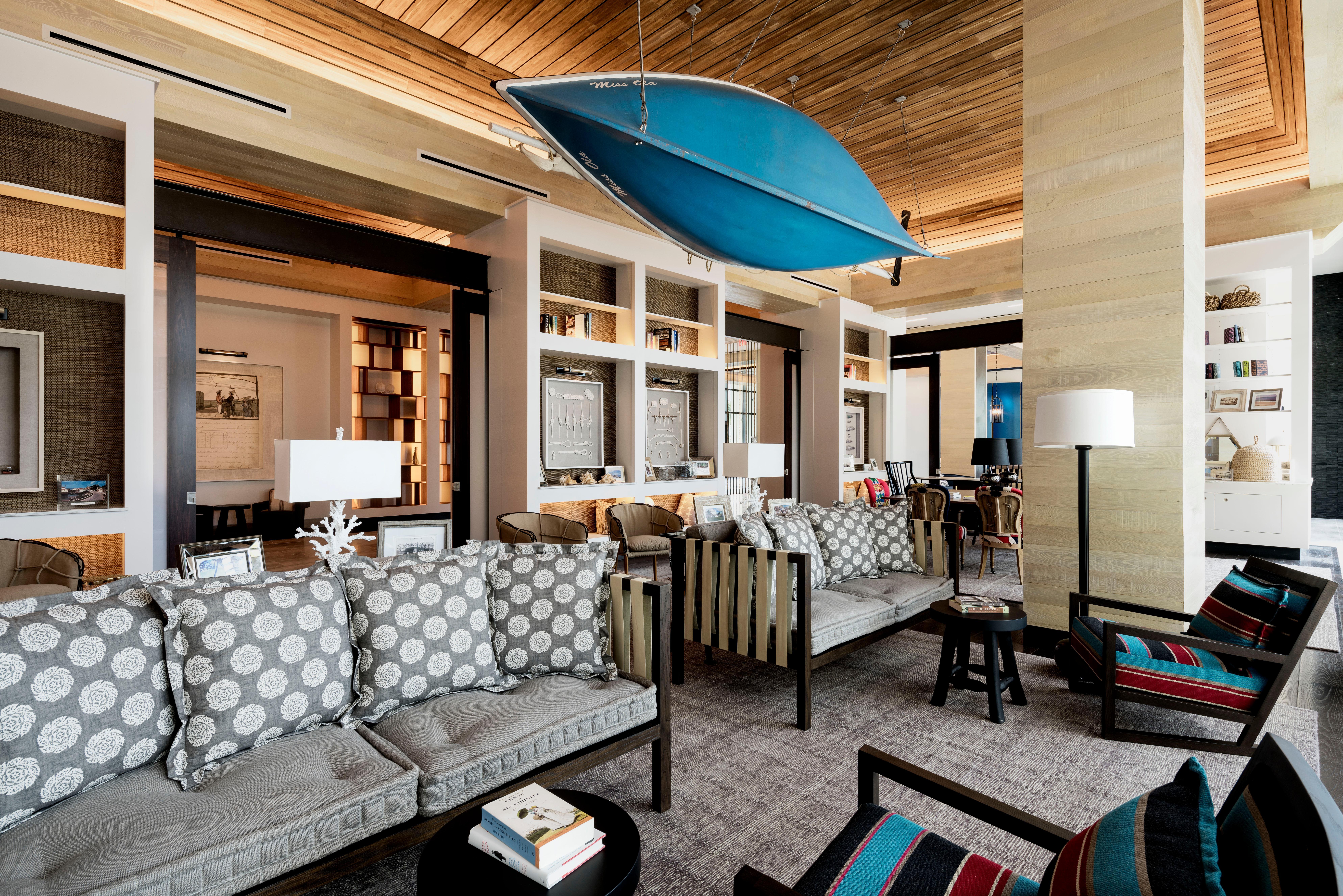 Kimpton Seafire Resort + Spa By Ihg West Bay Exterior photo