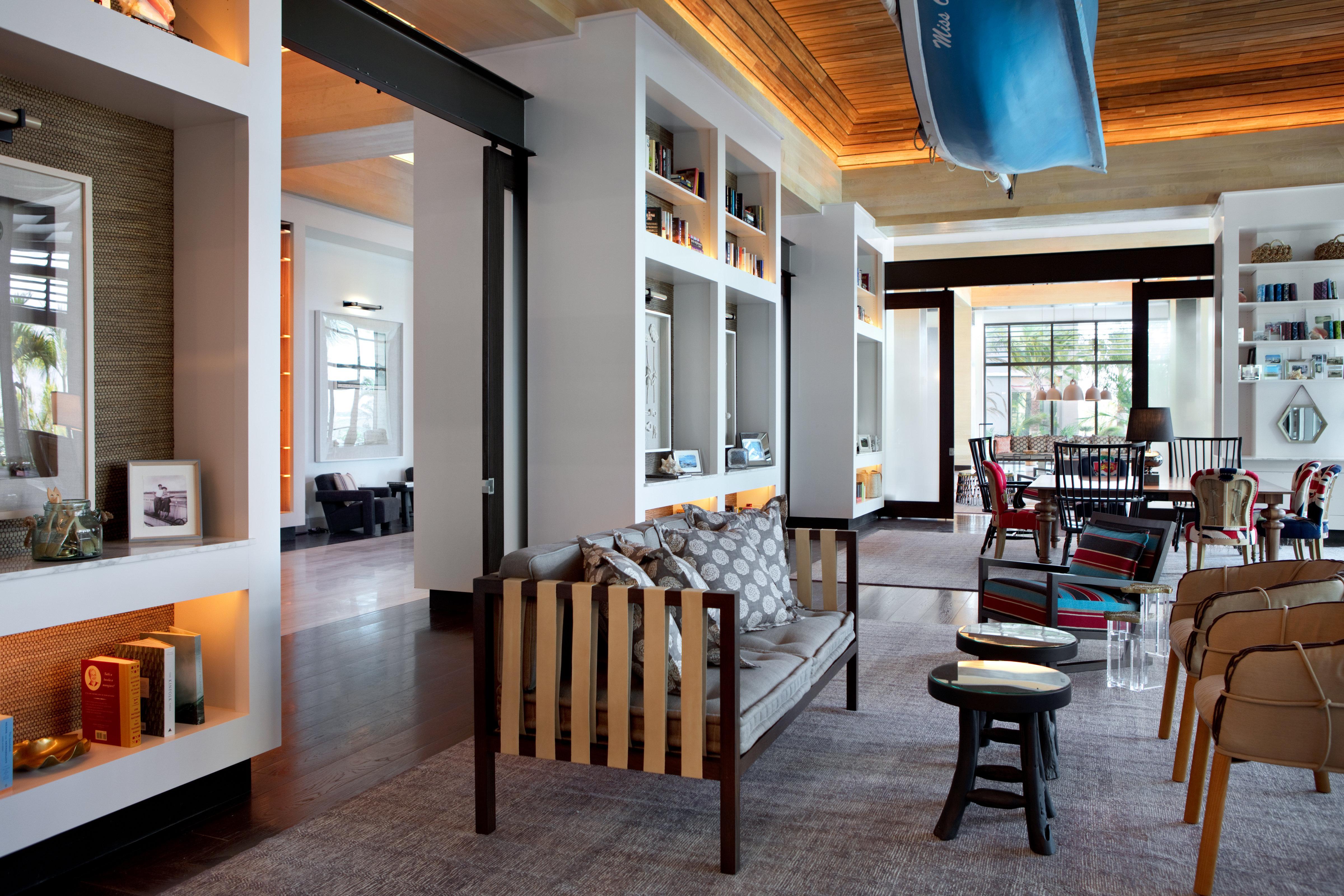 Kimpton Seafire Resort + Spa By Ihg West Bay Exterior photo