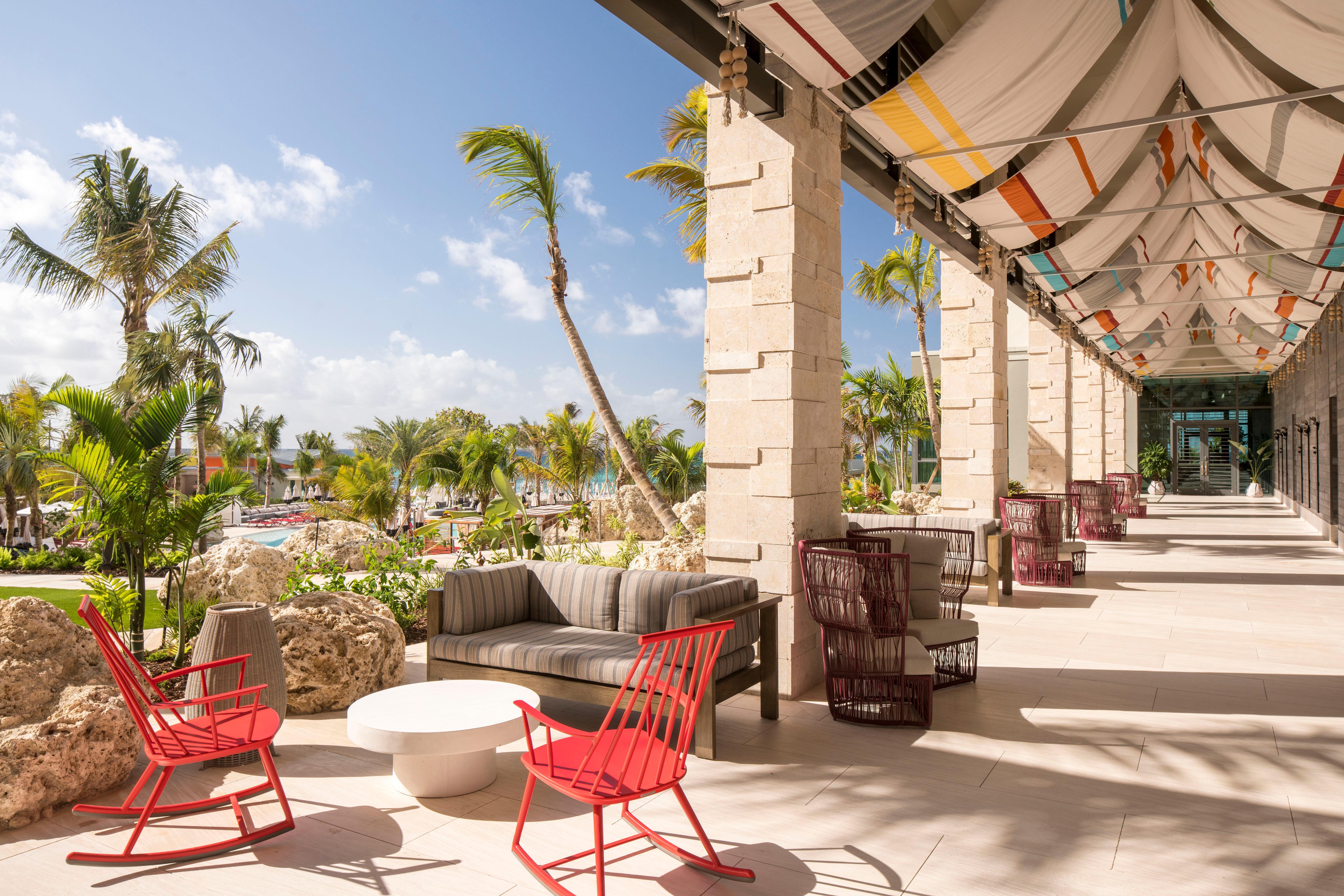 Kimpton Seafire Resort + Spa By Ihg West Bay Exterior photo