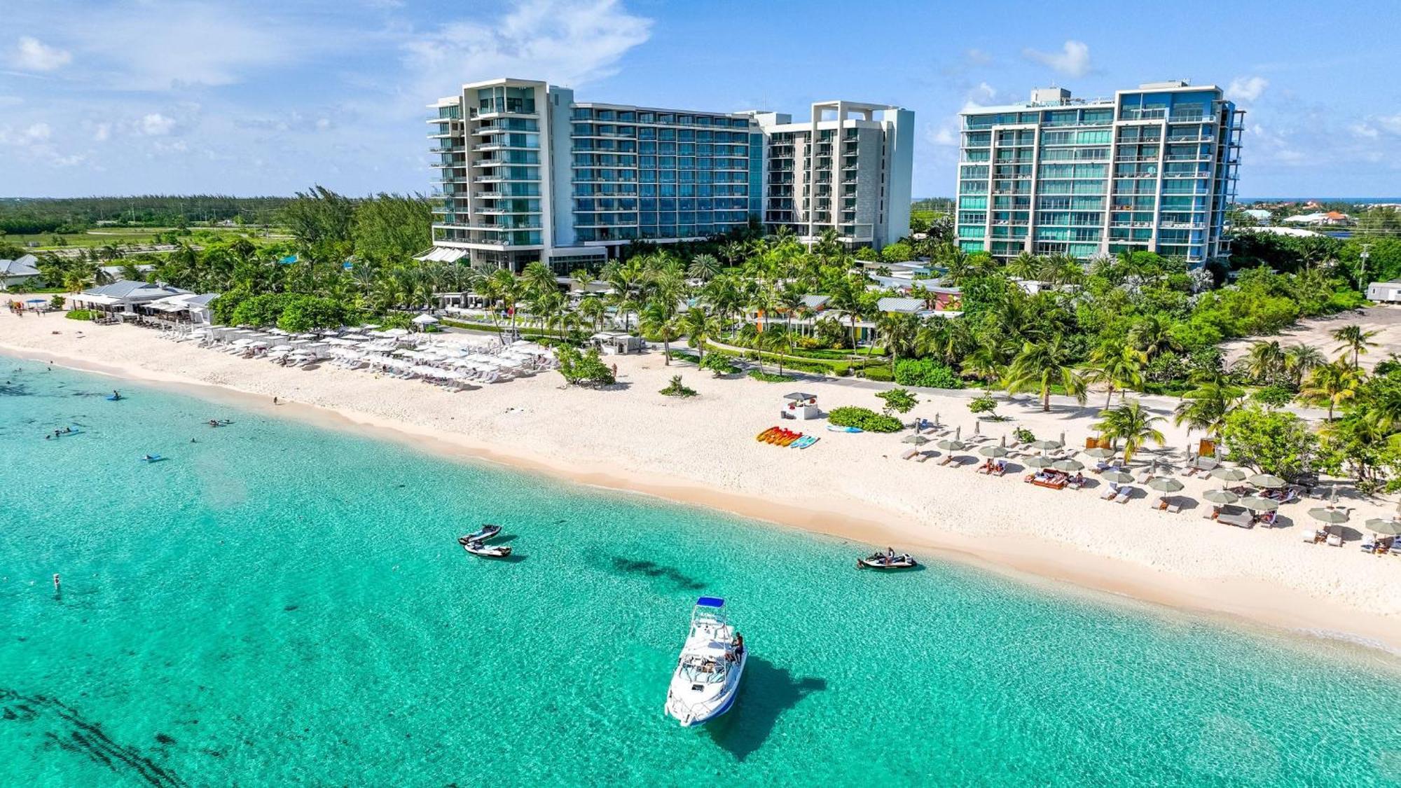 Kimpton Seafire Resort + Spa By Ihg West Bay Exterior photo